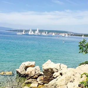 U Kapetana Apartment Punat