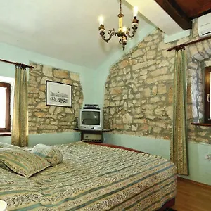 Mugeba 3 Bedroom Porec